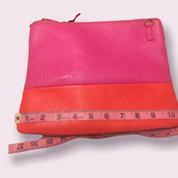 Colorblock Crossbody Bag - Picture 3 of 8